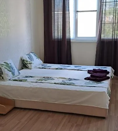 Tanya's Flat Apartment Varna